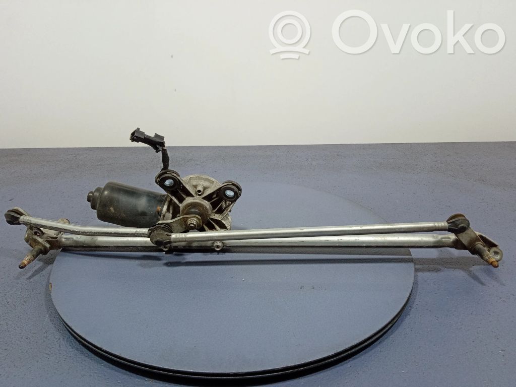 Motor și paralelogram ștergător parbriz