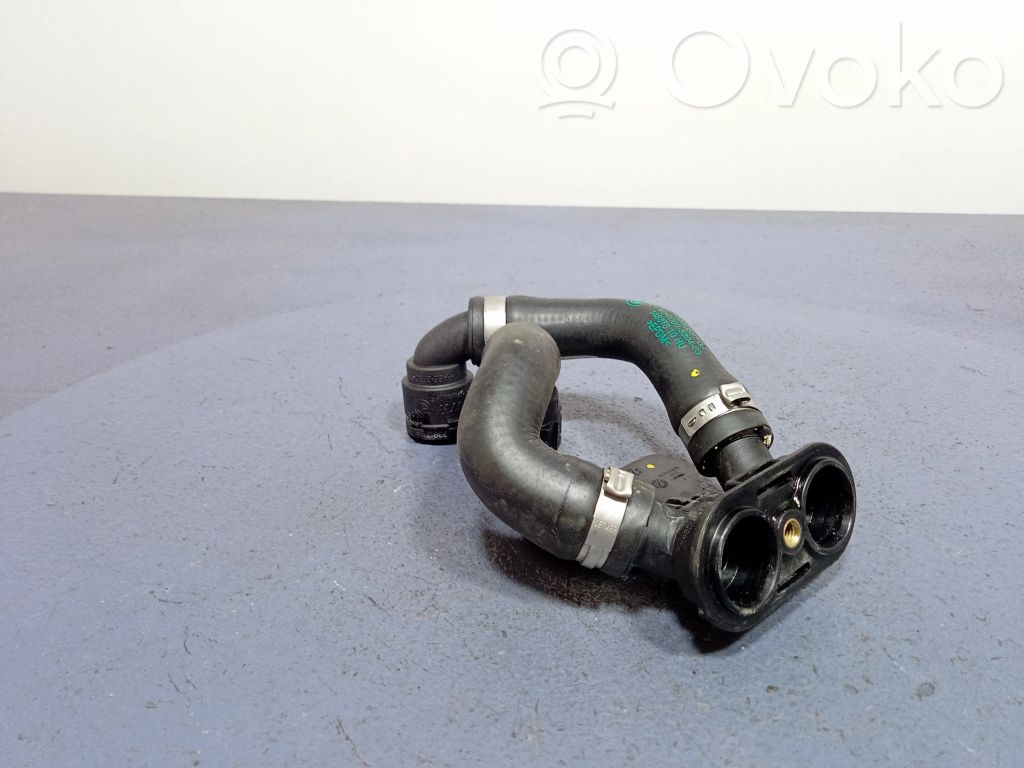 Engine coolant pipe/hose   6830587,6830587