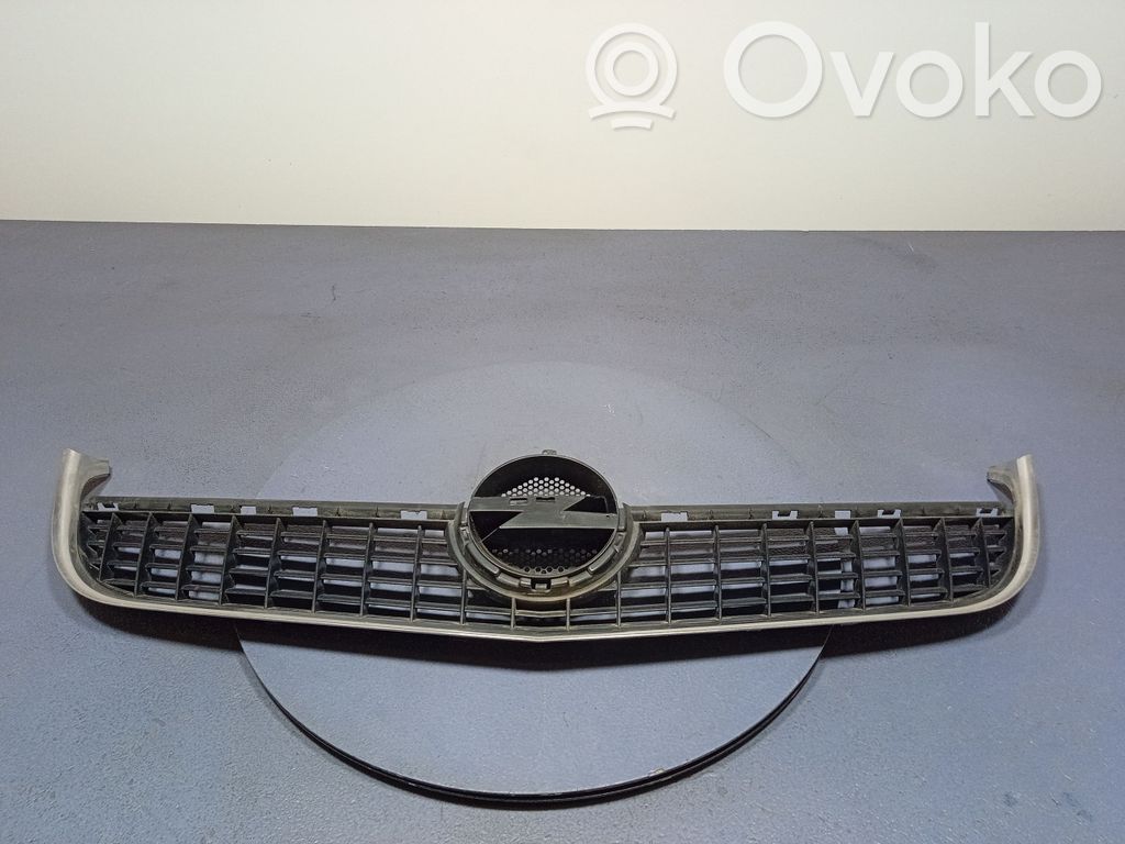 Opel Vectra C Grille de calandre avant 