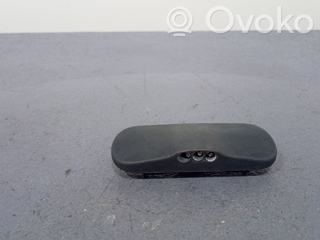 Porsche Panamera (970) Dysza spryskiwacza szyby przedniej / czołowej 