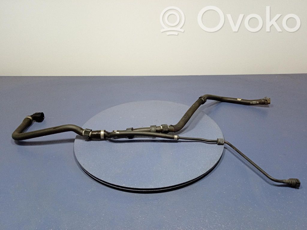 BMW X3 E83 Tubo flessibile del liquido di raffreddamento del motore 