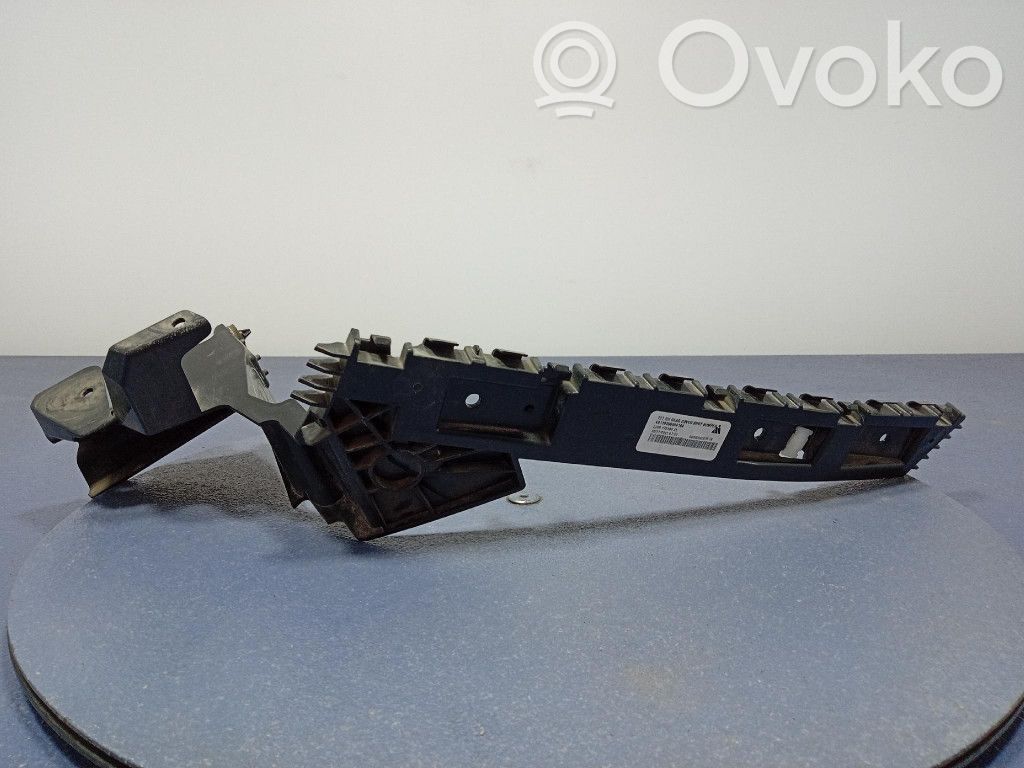 Parachoques   LJ8B17E850AE,LJ8B17E850AE