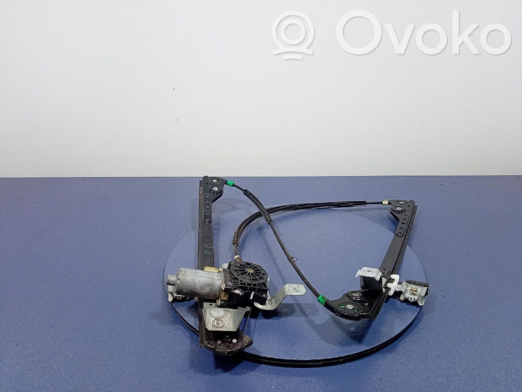 Chrysler Pacifica Front door window regulator with motor 