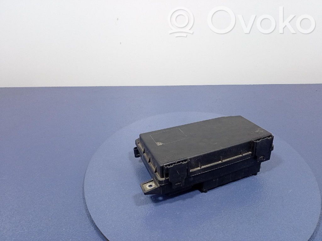 Opel Astra H Drošinātāju kaste (komplekts) 