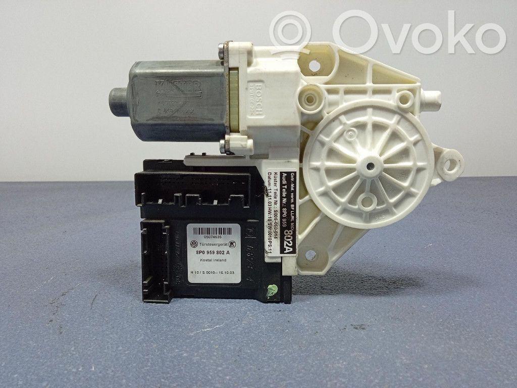 Audi A3 S3 8P Alzacristalli della portiera anteriore con motorino 