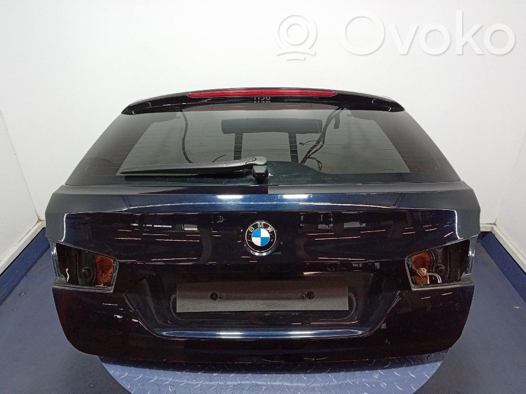 BMW 5 F10 F11 Takaluukun/tavaratilan kansi