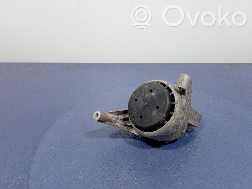 Porsche Panamera (970) Engine mount vacuum valve 