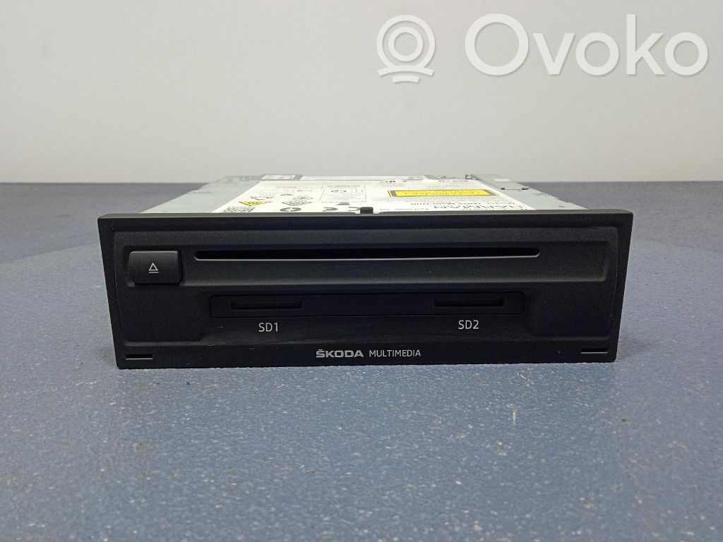 Skoda Superb B5 (3U) Panel / Radioodtwarzacz CD/DVD/GPS 