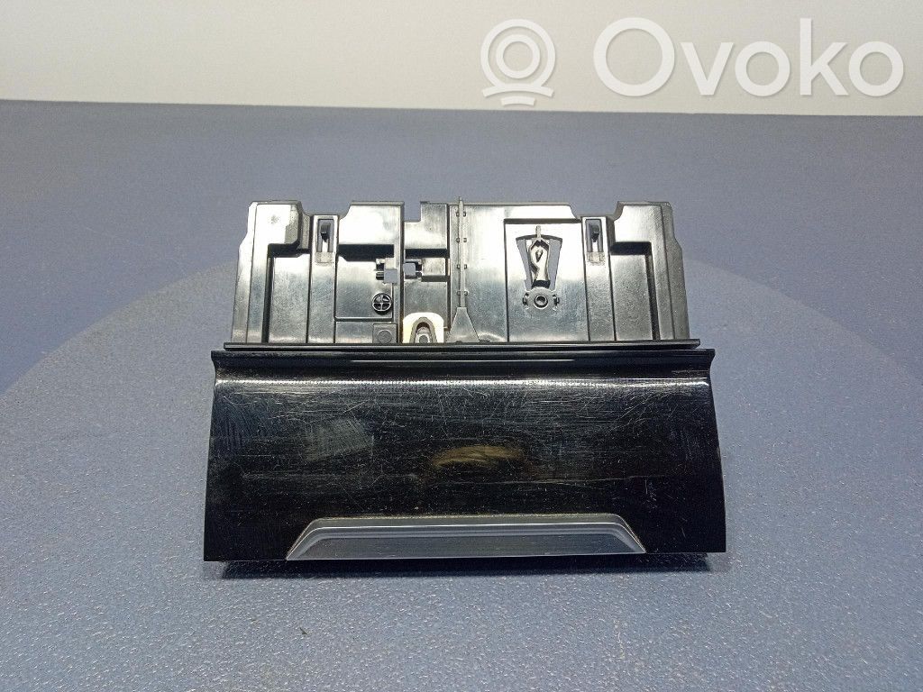 Volkswagen PASSAT CC Posacenere auto 