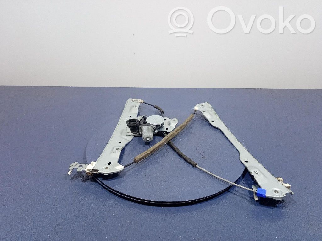 Infiniti Q50 Serrure de porte avant