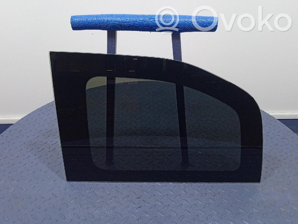 Rear side window
