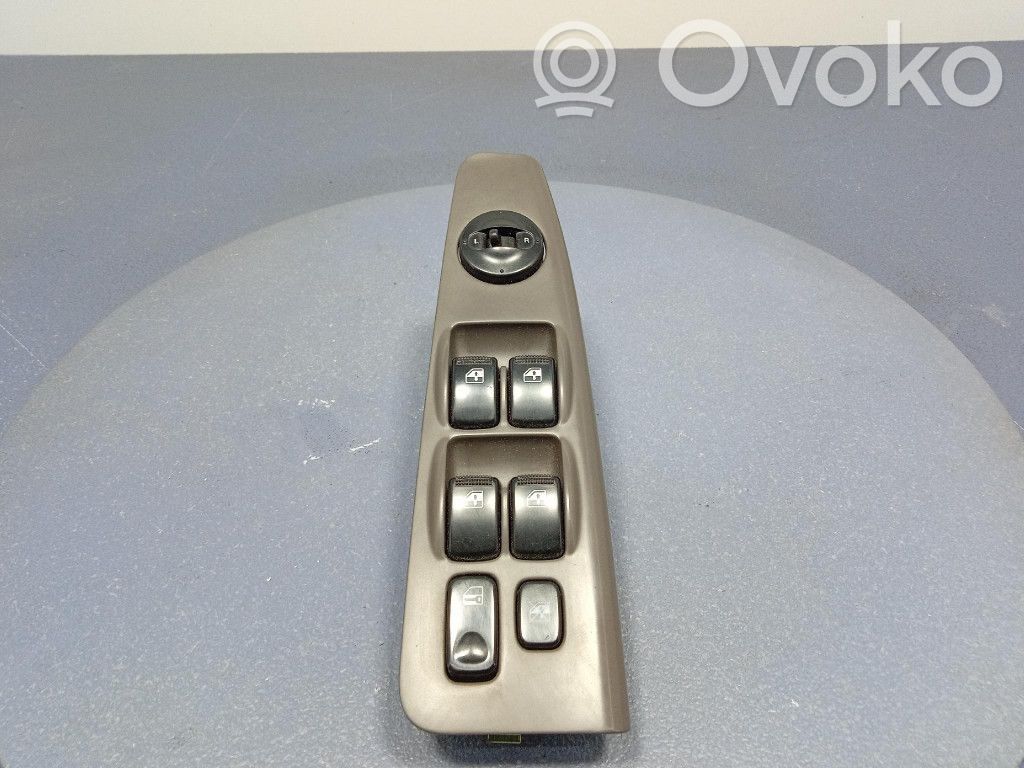 KIA Cerato Interruptor del elevalunas eléctrico 