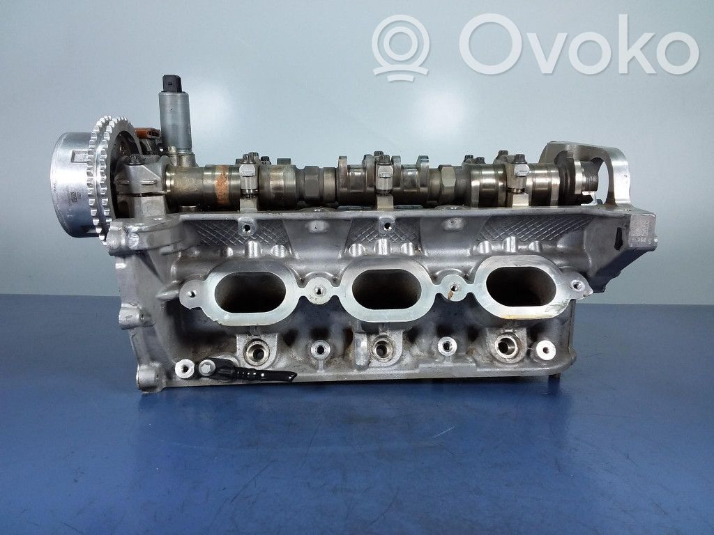 Porsche Panamera (970) Engine head