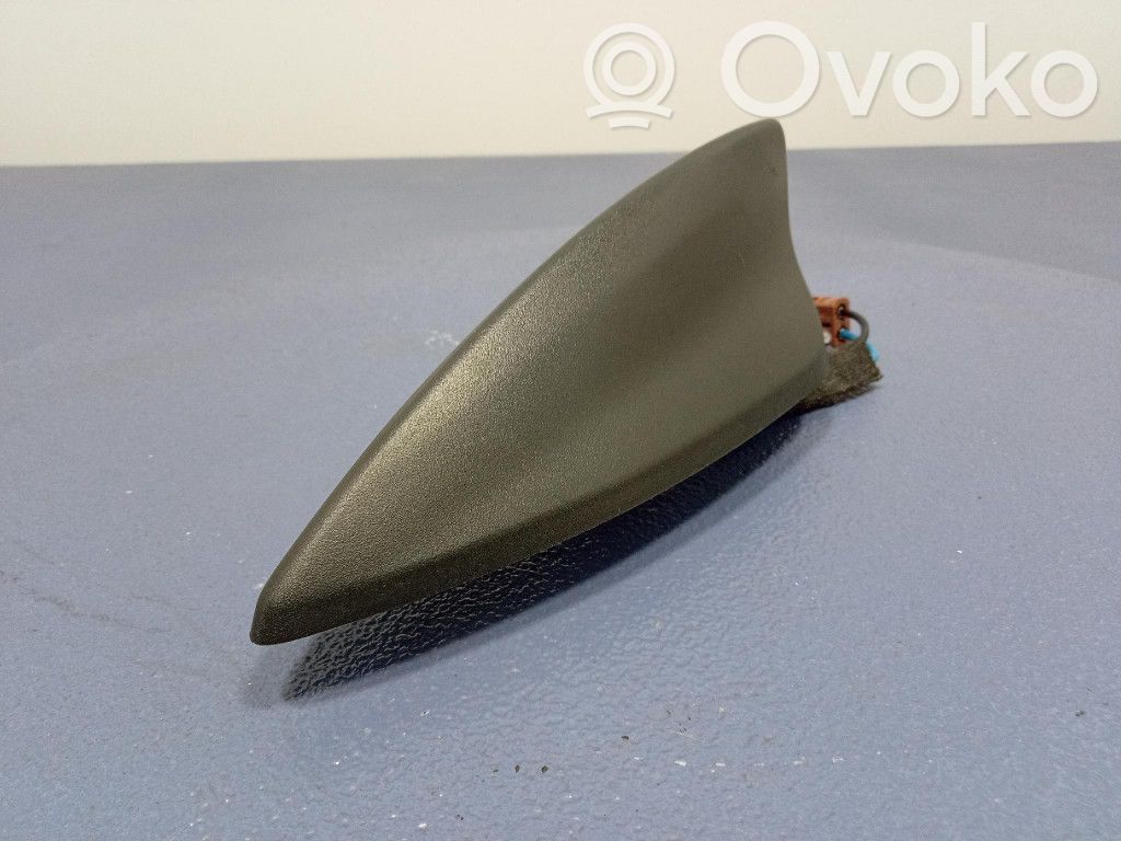 Opel Zafira C GPS-pystyantenni 