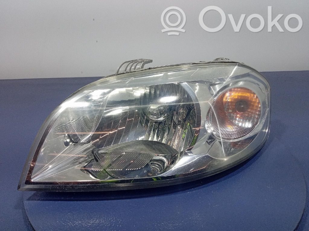 Chevrolet Aveo Priekšējais lukturis 