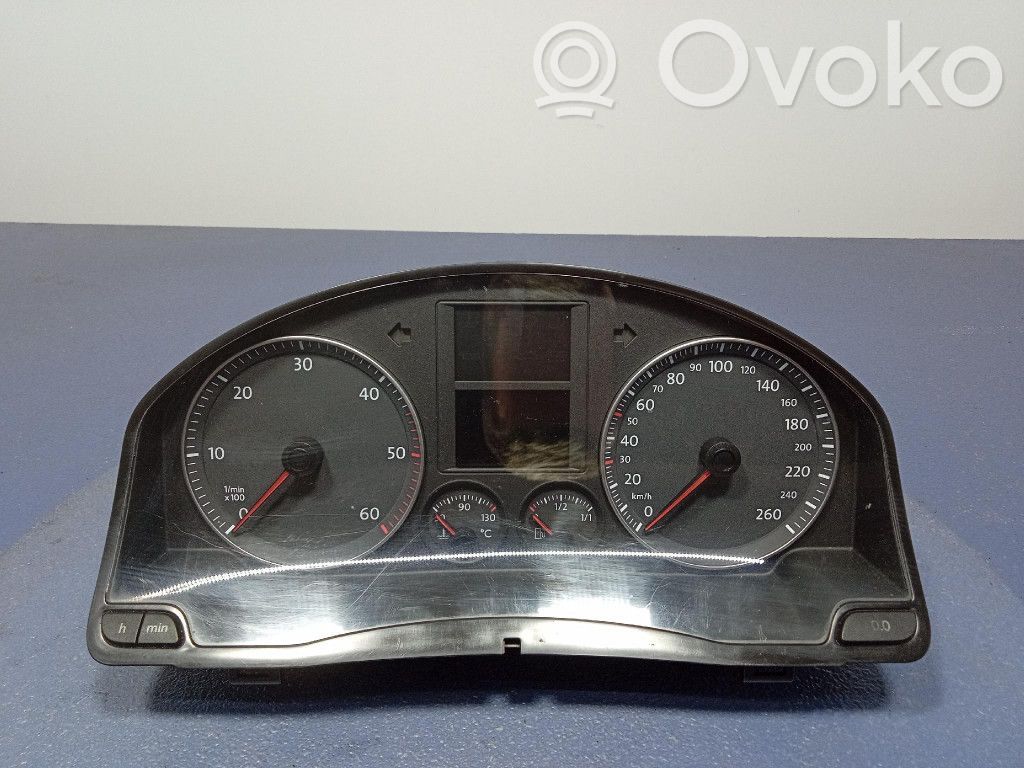 Volkswagen Golf IV Nopeusmittari (mittaristo) 