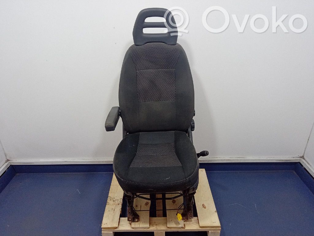 Asiento delantero del conductor