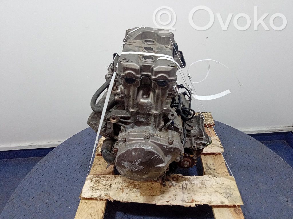 Dzinējs   PC25E,PC25E