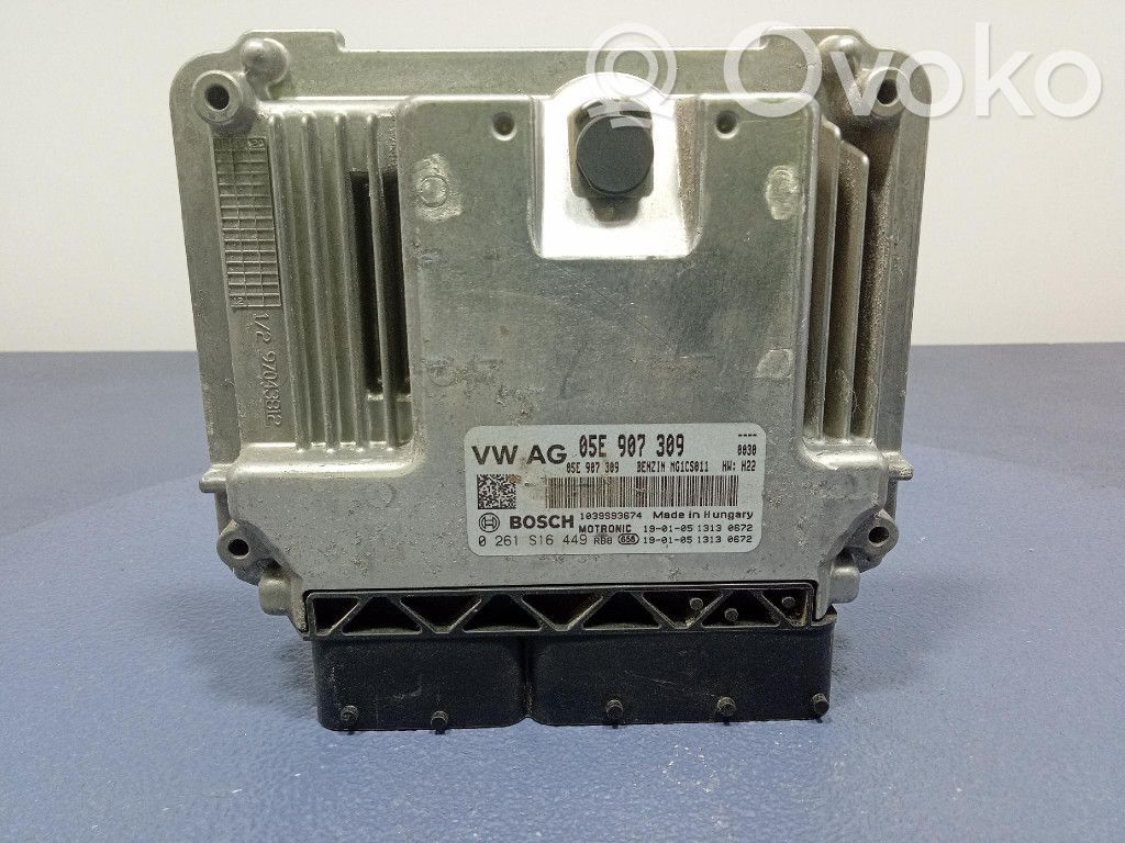 Volkswagen Golf Sportsvan Engine control unit/module ECU 