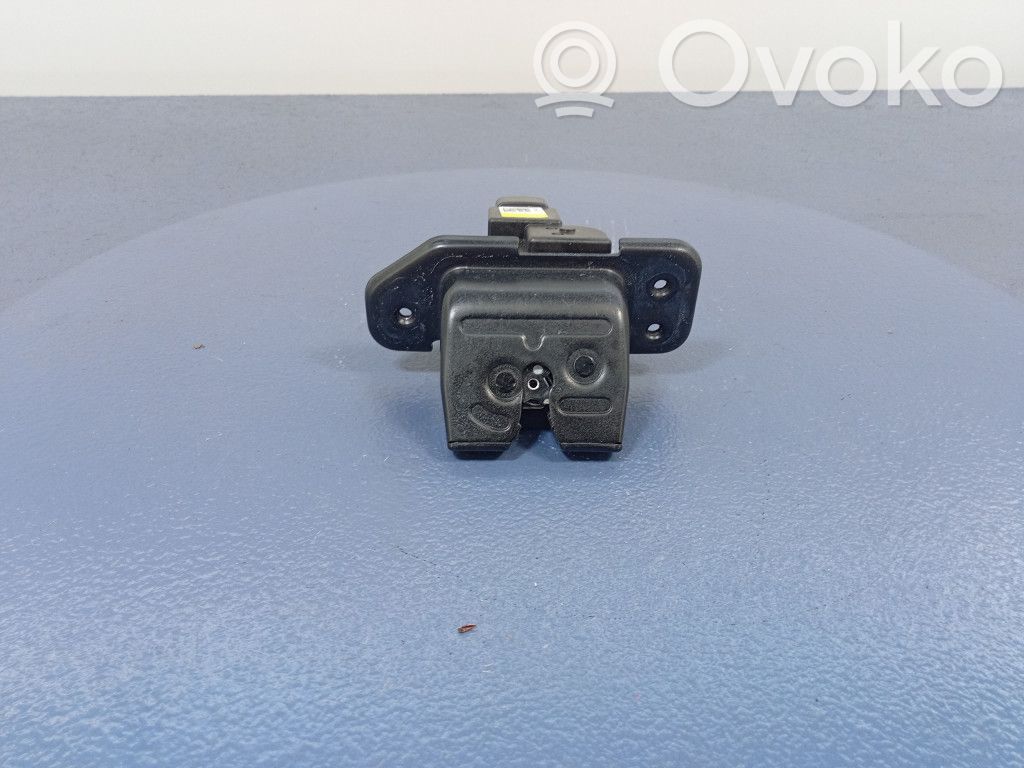 KIA Ceed Spyna galinio dangčio 