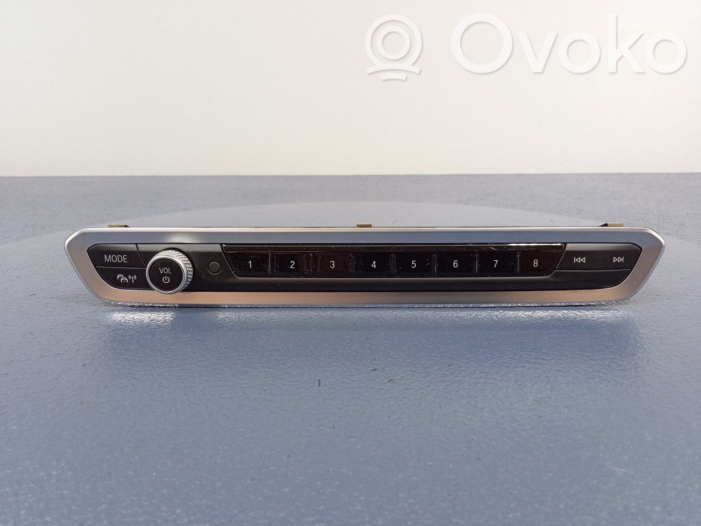 BMW X5 G05 Head unit multimedia control 