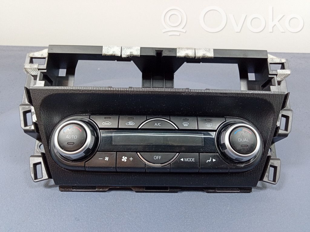 Mazda 3 II Climate control unit 