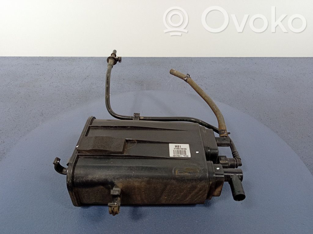 KIA Rio Aktiivihiilisuodattimen polttoainehöyrysäiliö 