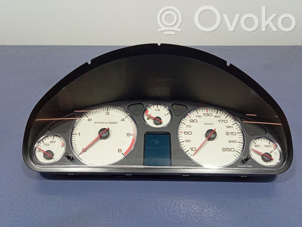 Peugeot 407 Speedometer (instrument cluster) 