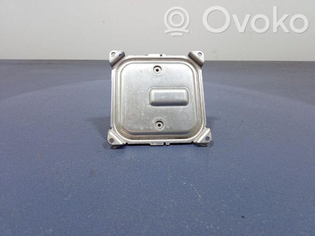 Renault Megane I Voltage converter/converter module 
