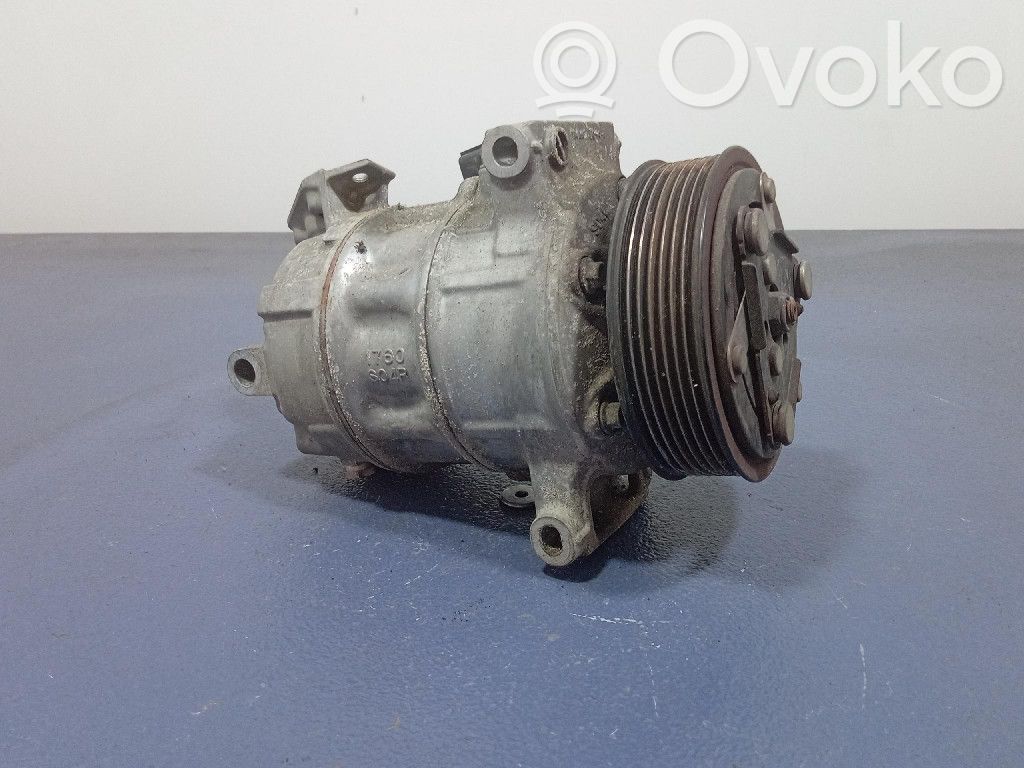 Renault Megane I Air conditioning (A/C) compressor (pump) 