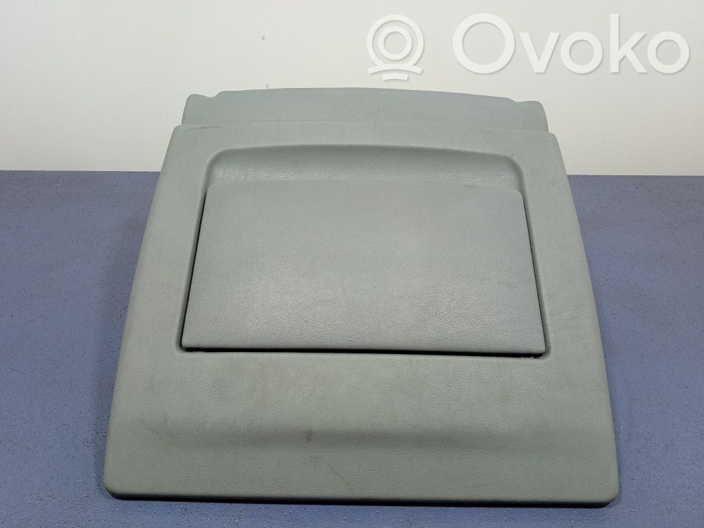 Front driver seat   8161543,8161543