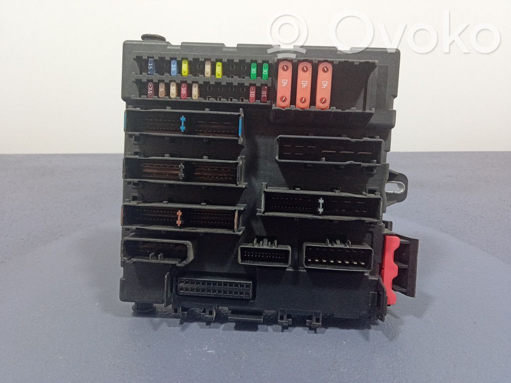 Opel Vectra C Juego de caja de fusibles 