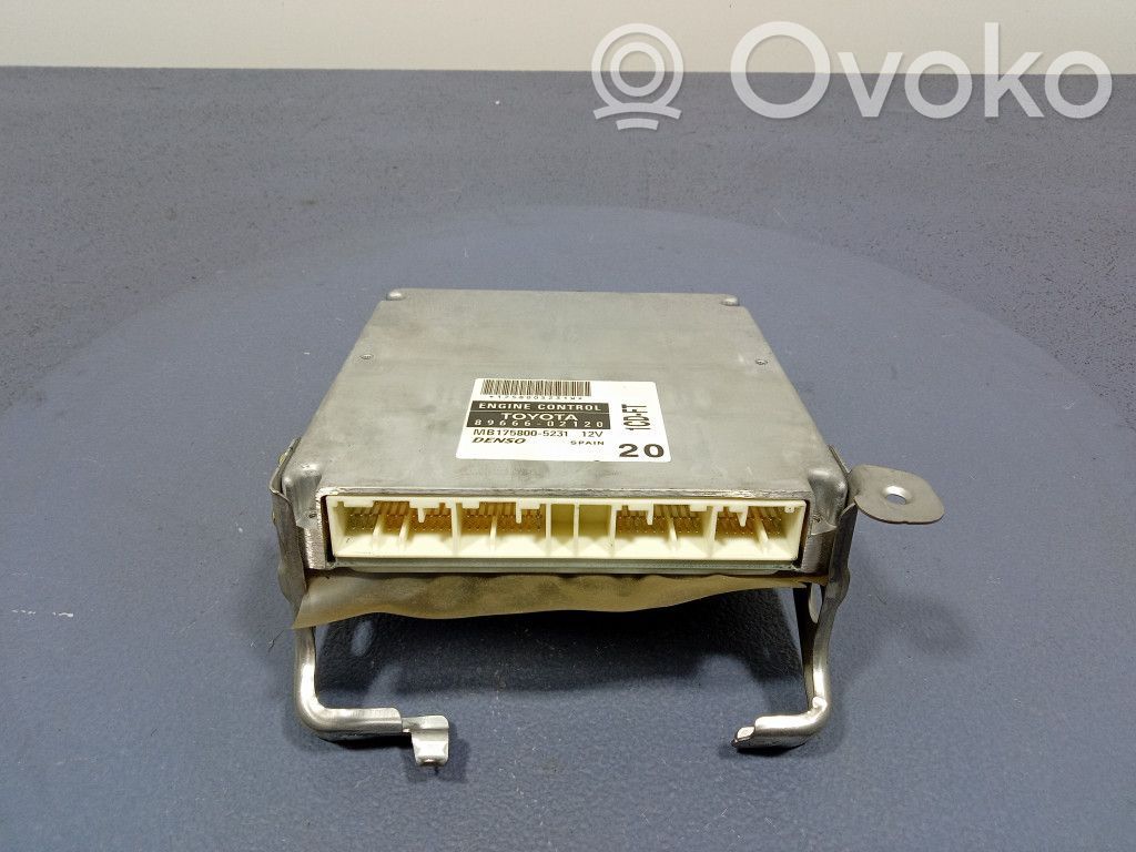 Toyota Corolla E120 E130 Unidad de control/módulo ECU del motor 