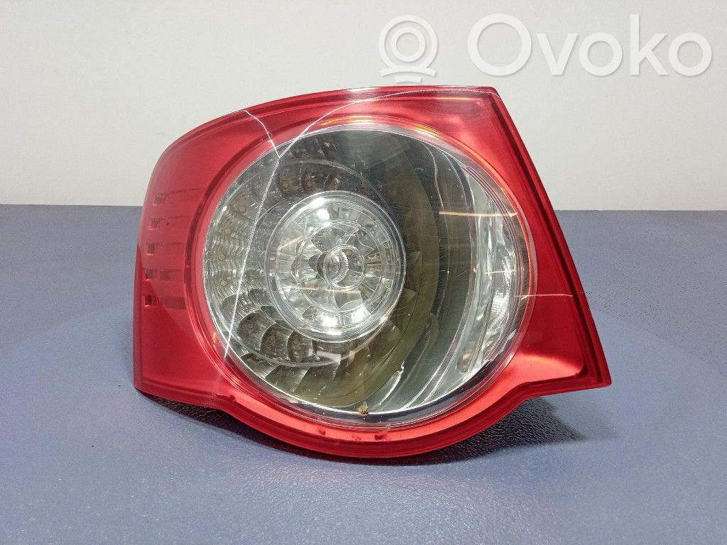 Volkswagen Jetta V Luci posteriori 