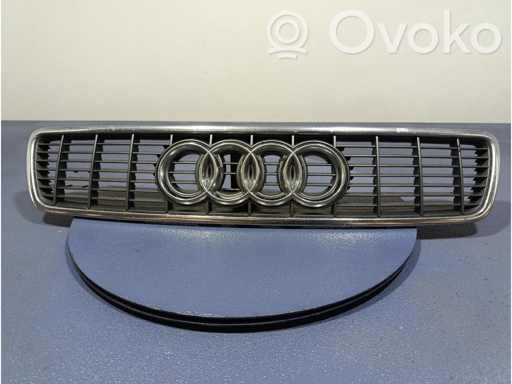Audi A4 S4 B5 8D Kühlergrill 