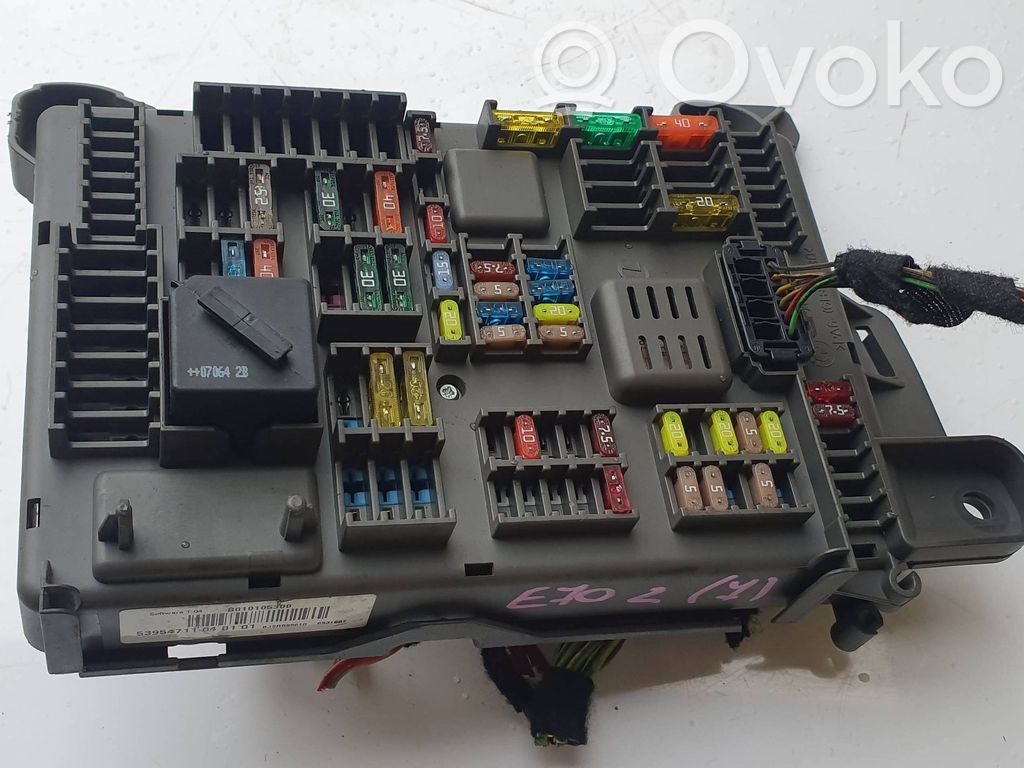 BMW X5 E70 Fuse module 