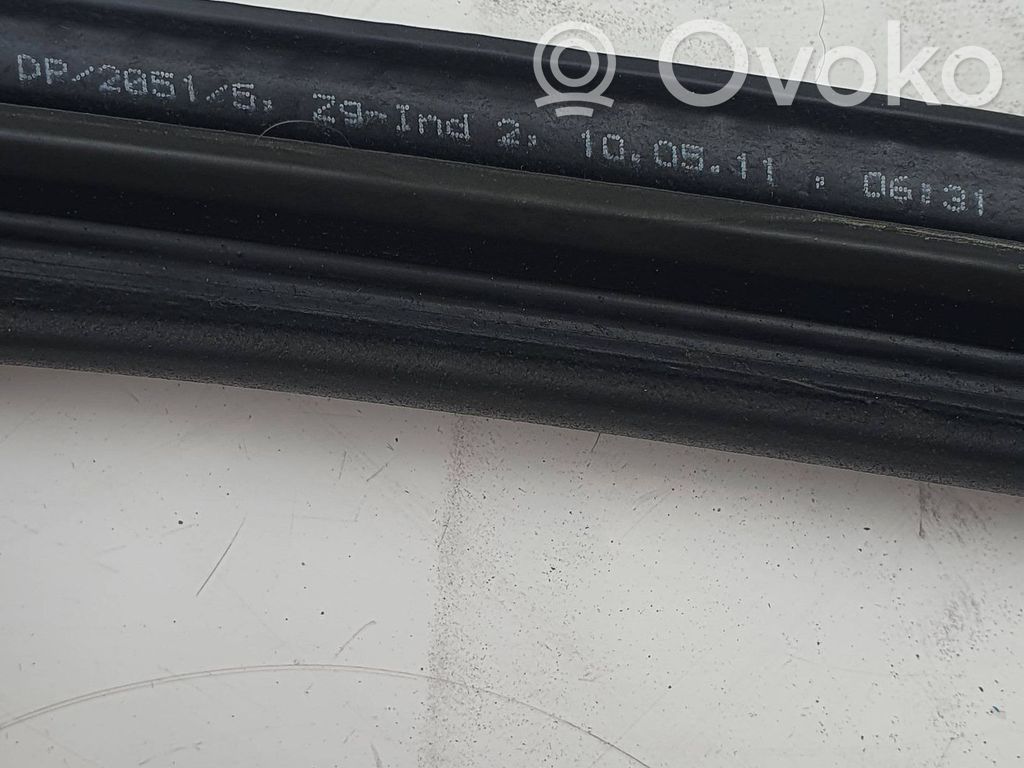 Etuoven kumitiiviste   20515