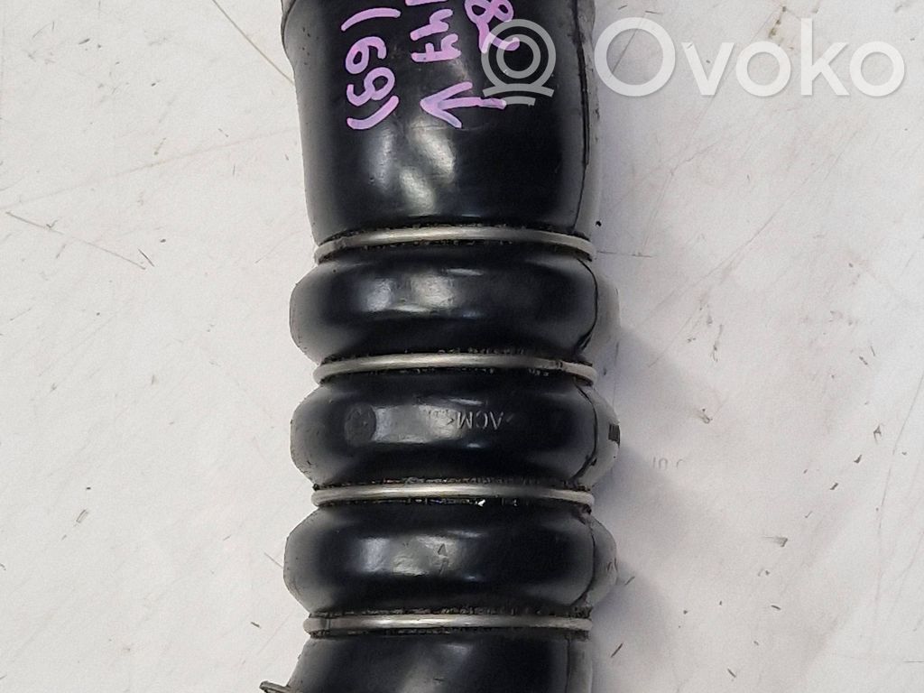 Intercooler hose/pipe   7797480