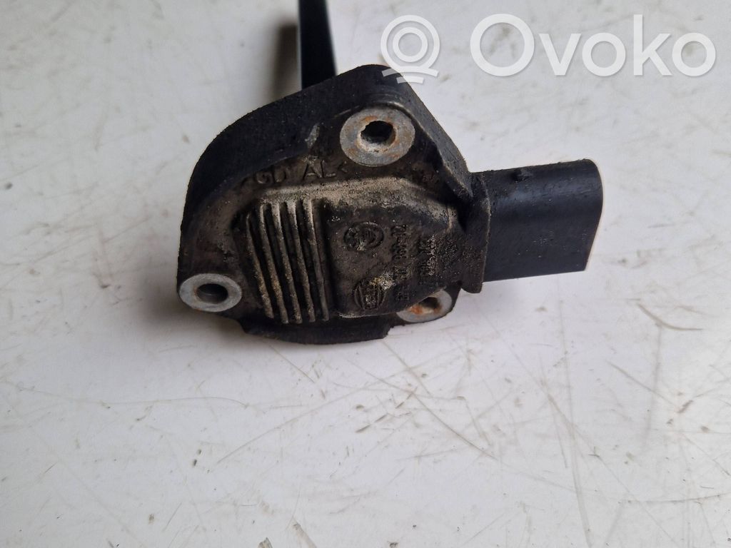 Oil level sensor   7508003