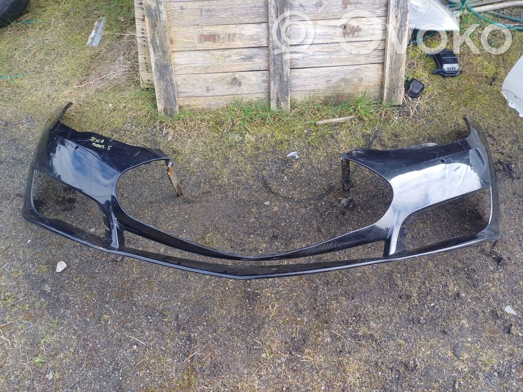 Tesla Model S Front bumper 