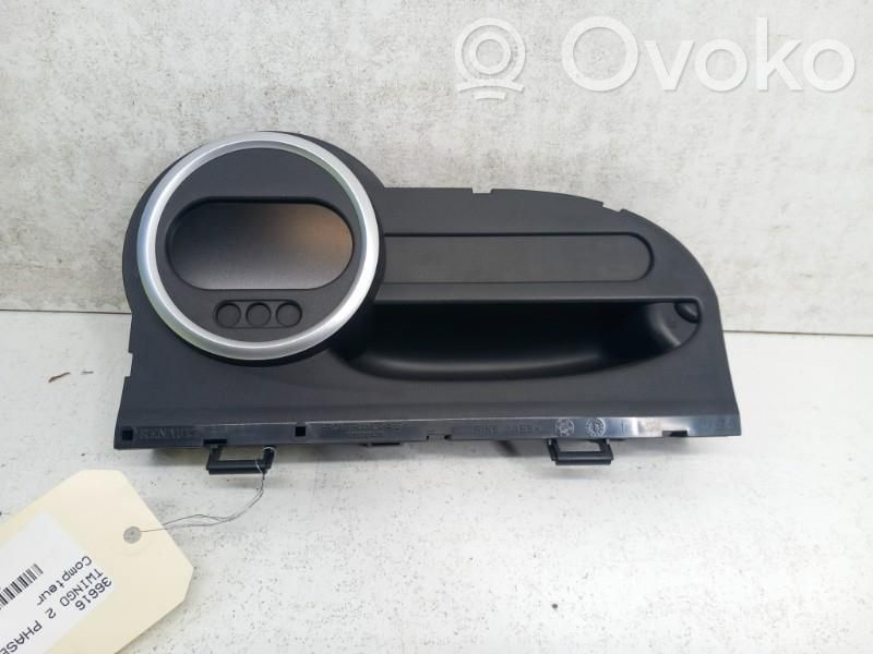 Renault Twingo II Vitezometru (grup de instrumente) 