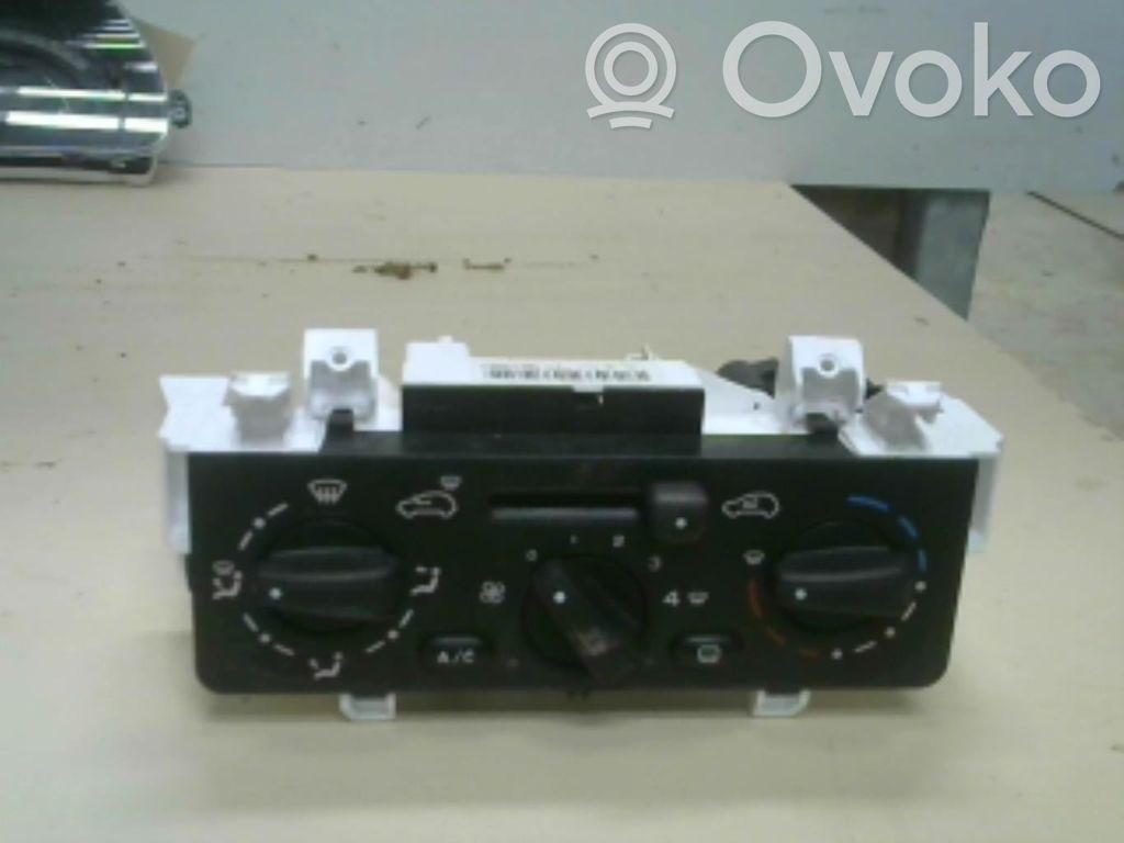 Citroen C3 Climate control unit 