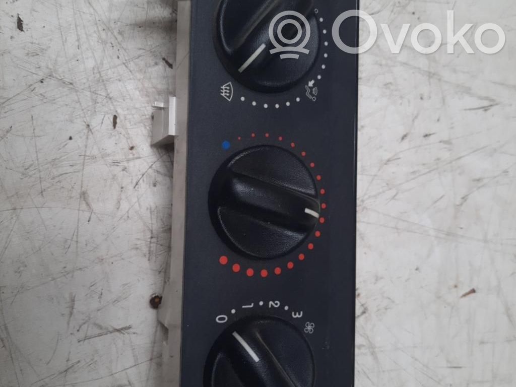 Renault Kangoo I Climate control unit 