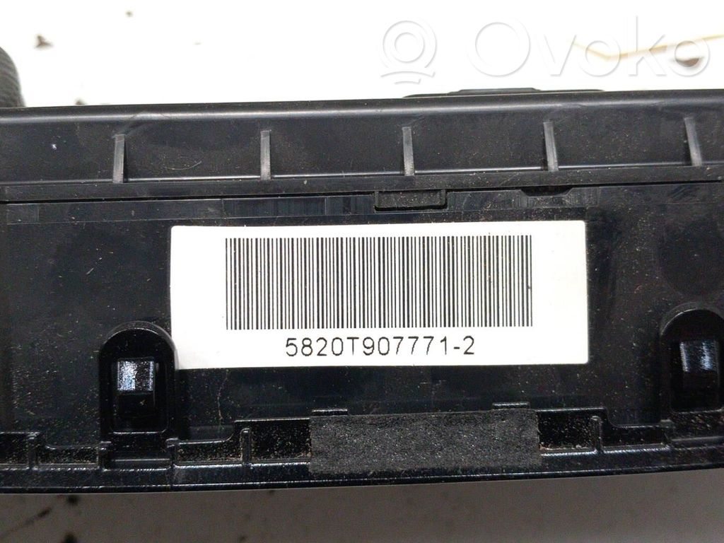 Nissan Qashqai Panel klimatyzacji 