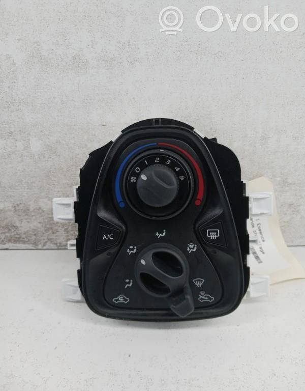 Peugeot 108 Climate control unit 