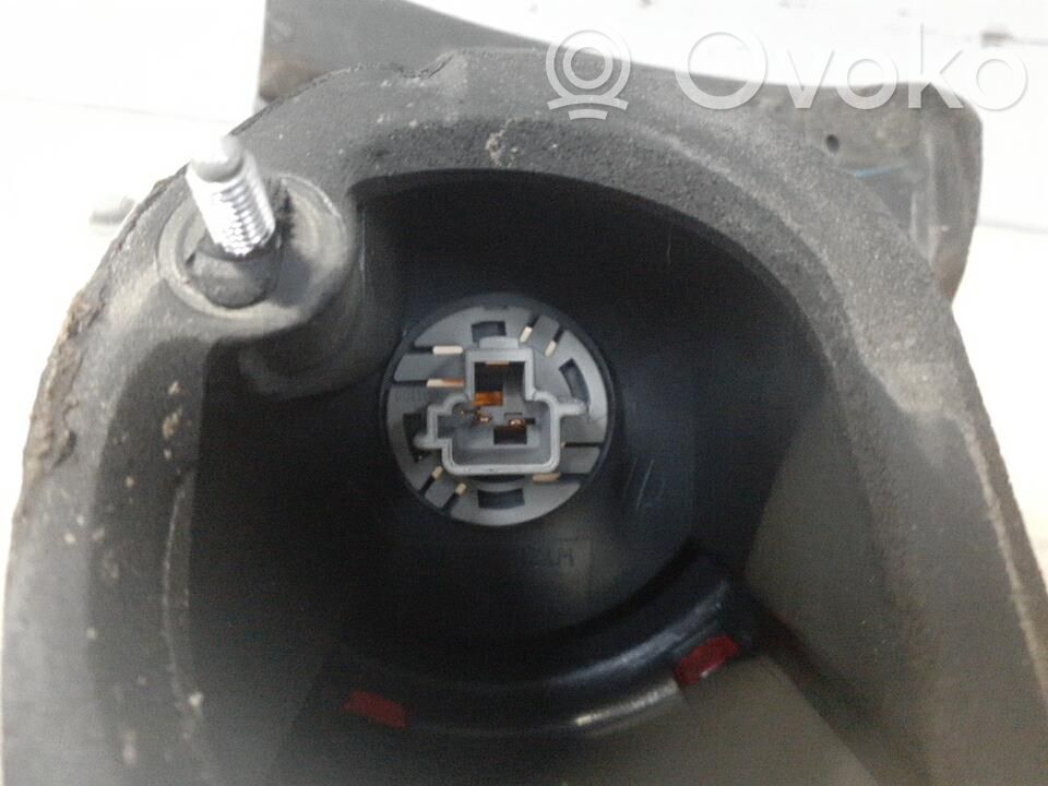 Mazda 6 Aizmugurējais lukturis virsbūvē 
