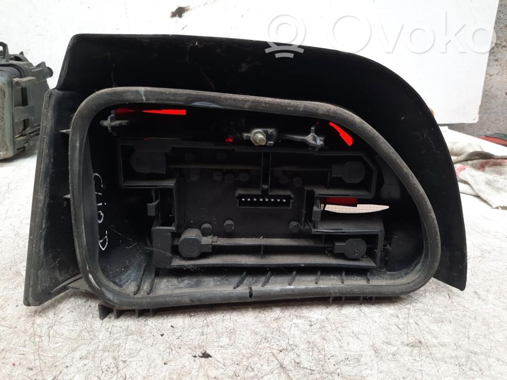 Renault Clio I Rear/tail lights 