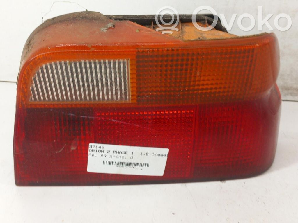 Ford Orion Aizmugurējais lukturis virsbūvē 