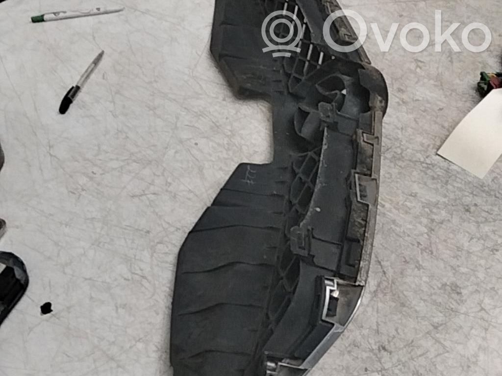 Mazda 5 Front grill 