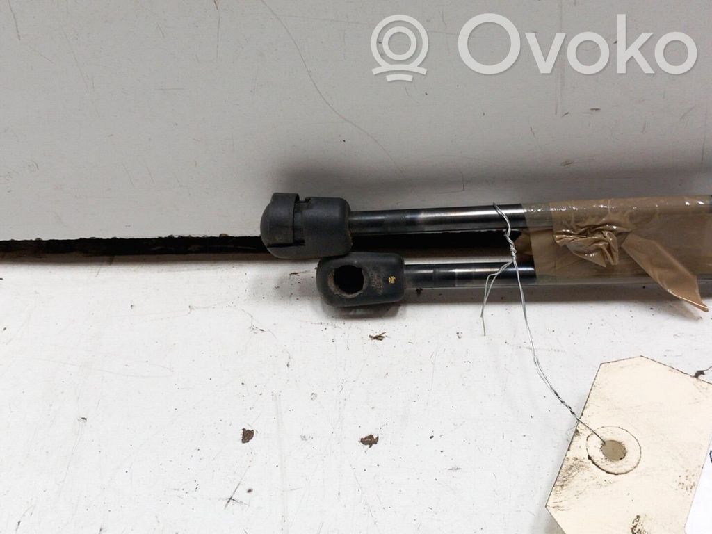 Fiat Tipo Tailgate/trunk strut/damper 